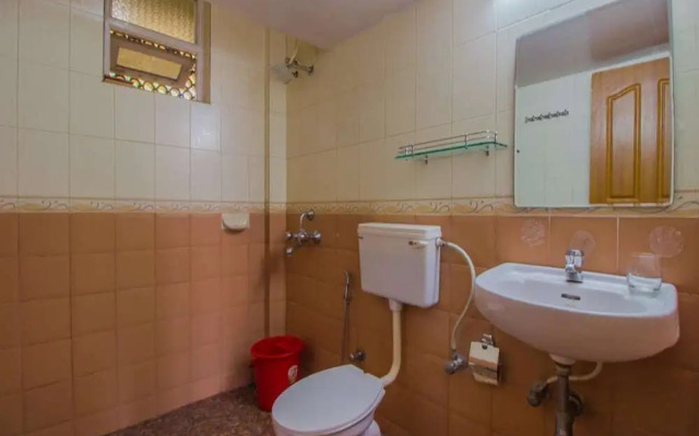 OYO 13065 Home Graceful 1BHK Baga