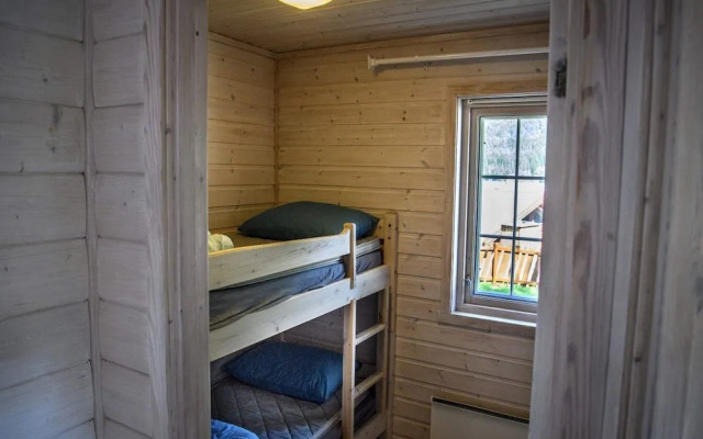 Spacious Holiday Home in Kinsarvik