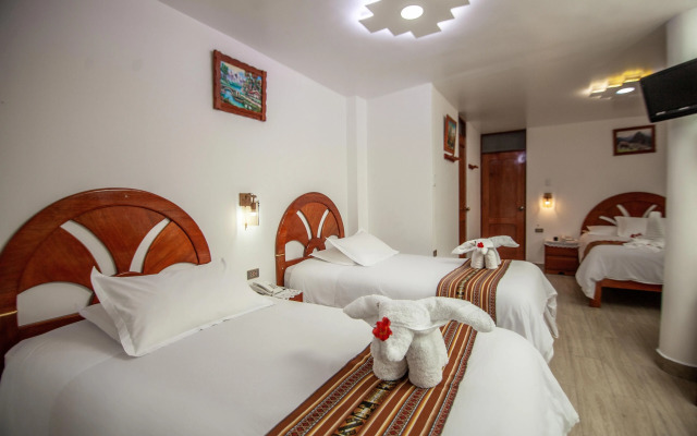 MAPILAND-Hotel Boutique. a unos pasos de la estación de tren y de autobus. Con vista al río y a las montañas