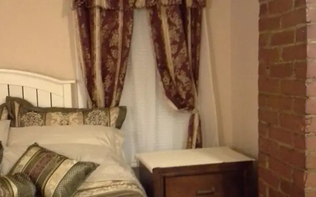 West Boulevard Estates by MoveInRentals