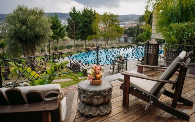 Doors Urla Hotel & Bungalows