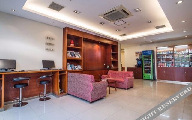Hanting Express Jiangyin Middle Chengjiang Road Branch