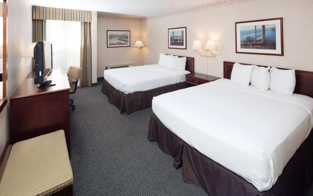 Red Lion Hotel & Conference Center - Seattle/Renton