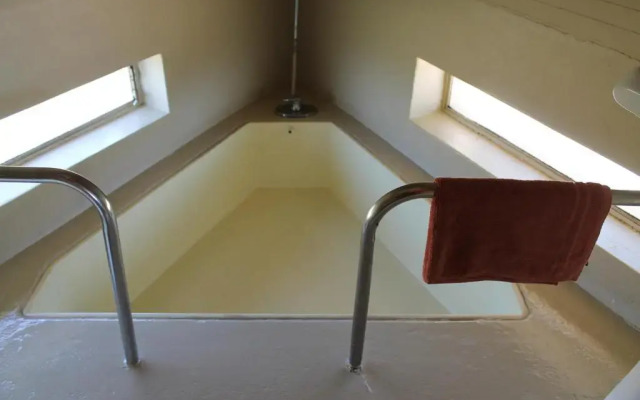 Pyramids Motel