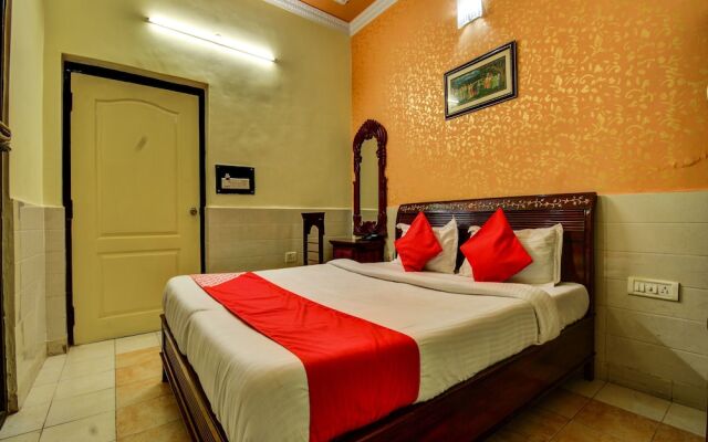 OYO 11204 Hotel RG Palace