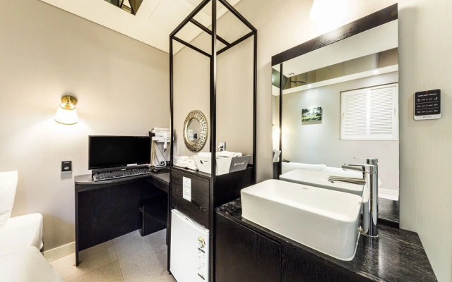 Wolgok (Seongbuk) Hotel Baro