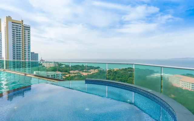 Cosy Beach View Condominium