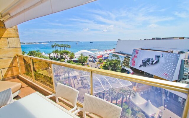 Luxury Apartment on the Croisette of Cannes Beach