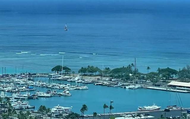 Residence Salt at Kakaako