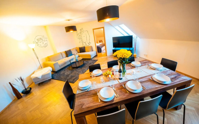 Klimentska Cartoon apartments