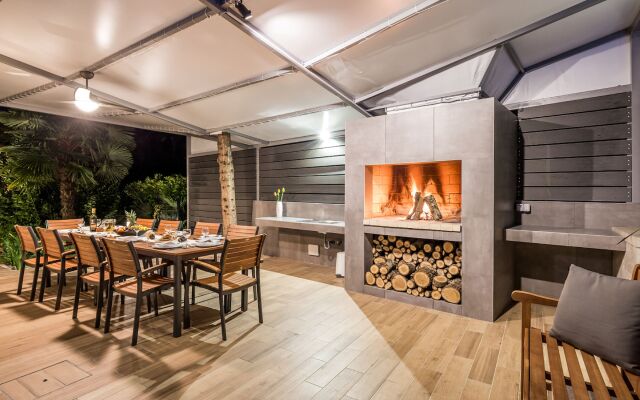 Pool & Wellness Vila Lovran
