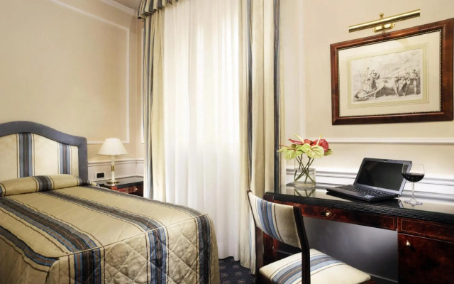 Remi Hotel
