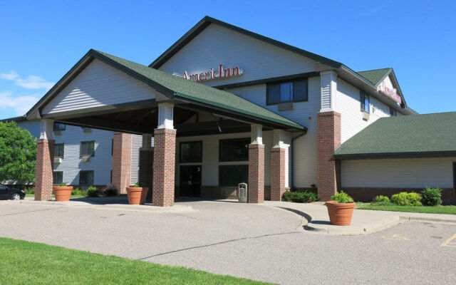 AmericInn Hotel & Suites Mounds View