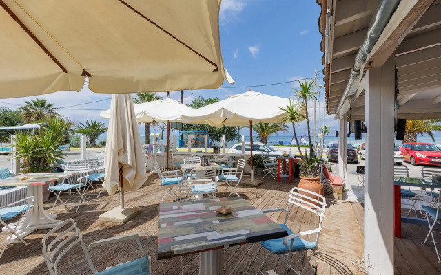 Aphrodite Beachfront Roda