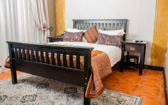 Kings Hotel And Gallery