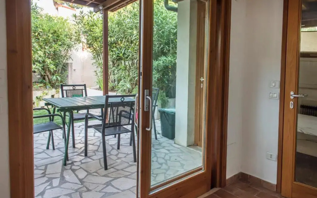 M225 - Marcelli, nuovo monolocale con giardino