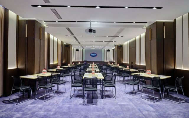 Hampton By Hilton Shenzhen North Station