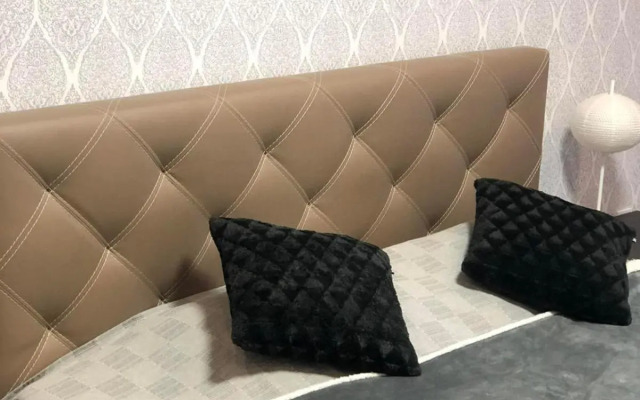 Luxury for Business & Pleasure Royal