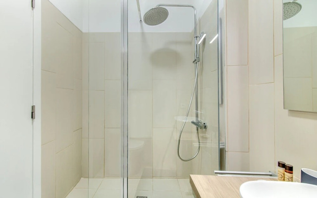 Lisbon Stay at Santo António Flat