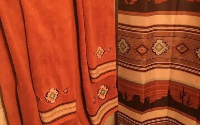 The Lodge at Lazy Bear Retreat