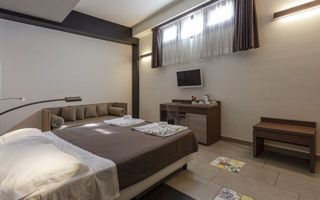 Hotel Don Giovanni 1943