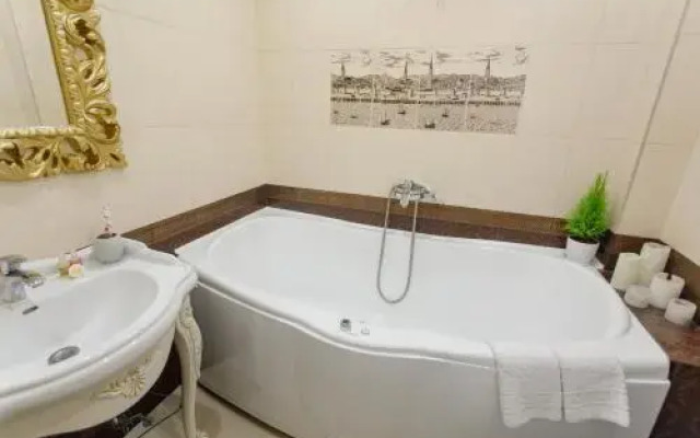 Royal Suite Apartment with Jacuzzi