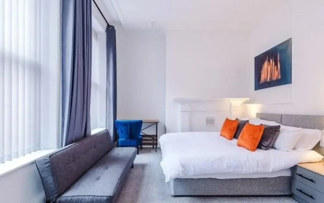 Cosy 2 Bed Apt Old Dutch Embassy