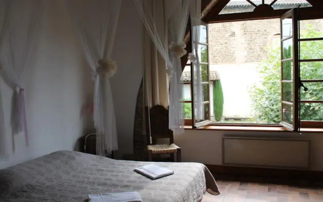 Chambres dhôtes Le Château de la Rebatière