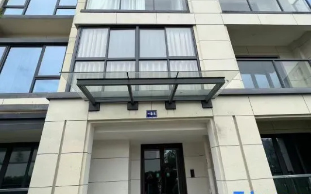 Weiman Boutique Homestay (Huzhou Changxing Taihu Longemont) — 2-star hotel in Huzhou