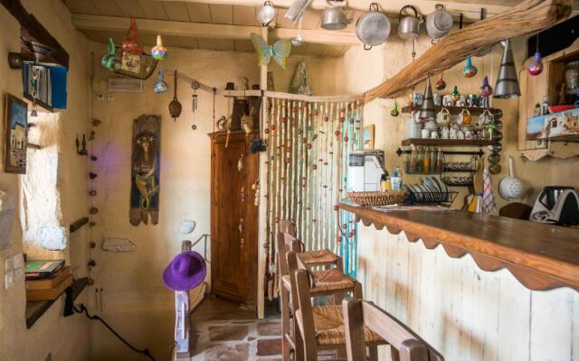 Anthippi Guest House