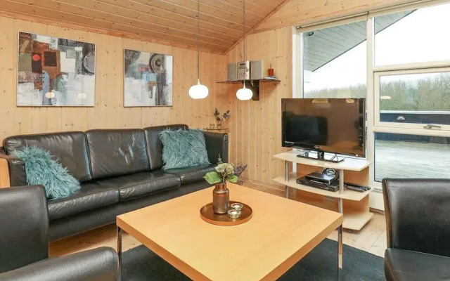 6 Person Holiday Home in Ringkobing-by Traum