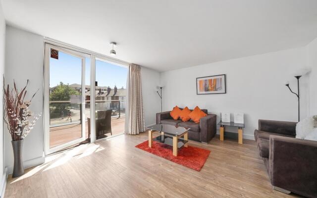 Kennet House Serviced Apartments, Reading - Apt B