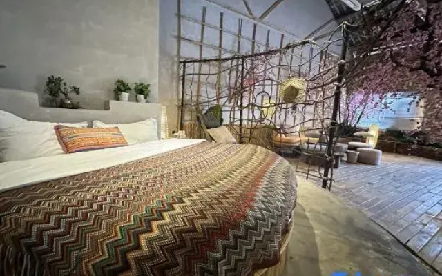 Yinyi Water Town Hostel