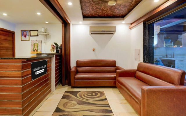 Super Townhouse Arcot Road