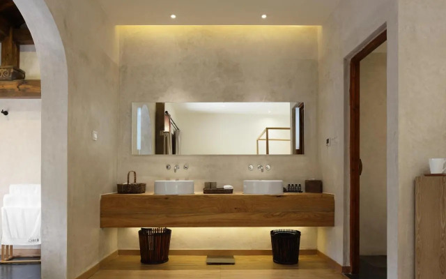 SU House