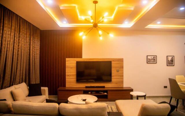 Historia Mews, 4 Bedroom Town House with Pool