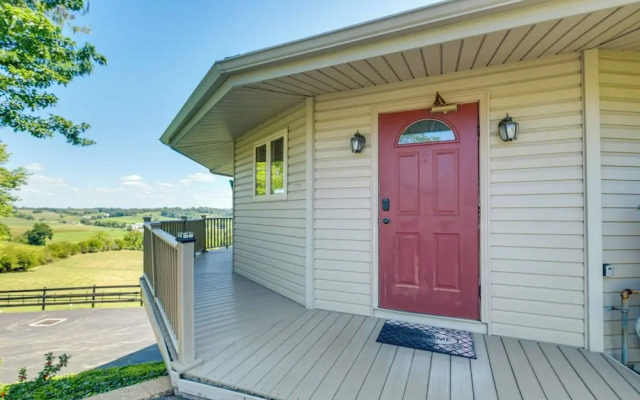 Millersburg Getaway w/ Amish Country Views!