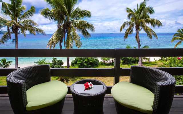 Mana Island Resort & Spa