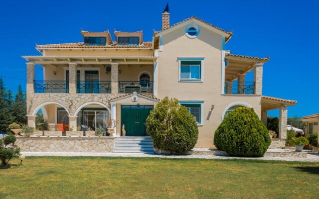 Eleni's Family Villa
