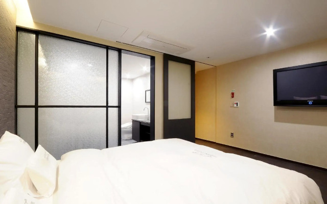 Queens Hotel Seomyeon Busan