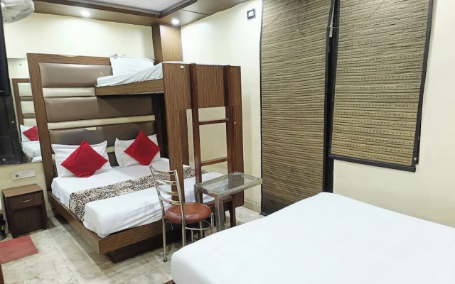 Hotel Spot Inn Paharganj Near New Delhi Railway Station