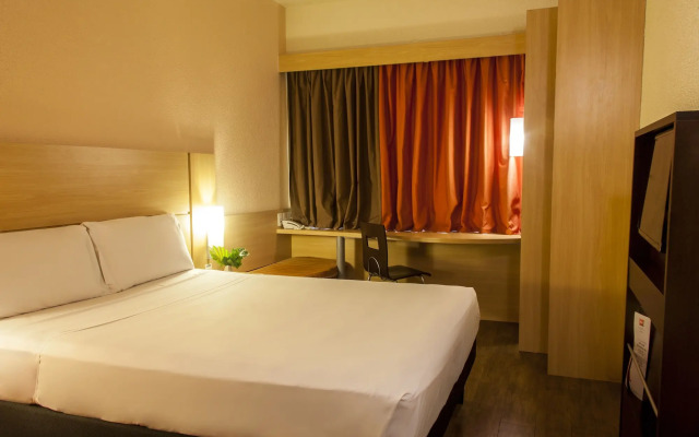 Ibis Manaus Distrito Industrial