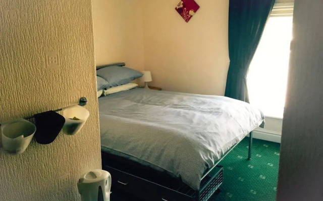 Kingsway Hotel