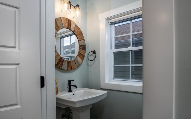 Hook, Wine, & Sinker