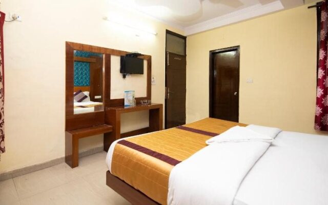 Hotel Darpan Palace