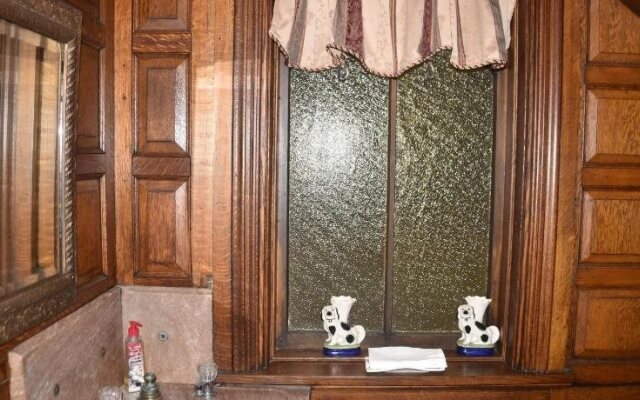 Charles Nelson Schmick House