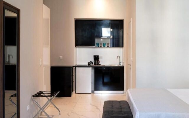 Black Onyx Comfort Suites