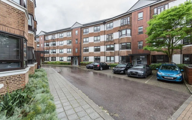 Roomspace Apartments -Kew Bridge Court