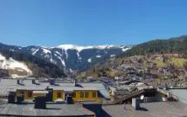 Penthouse Zell am See by Kaprun Rentals