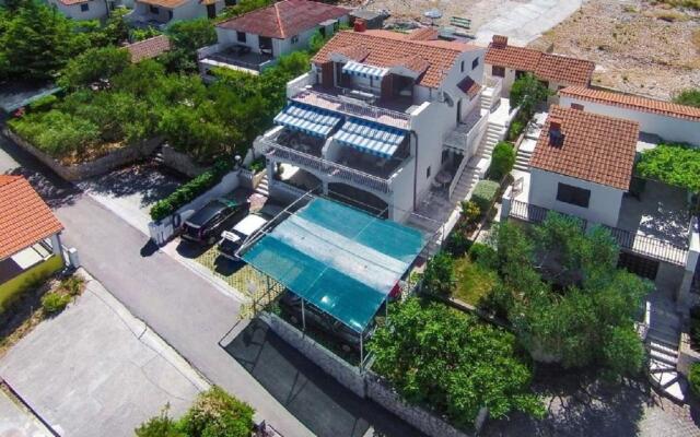 Apartments Milans-25m from beach